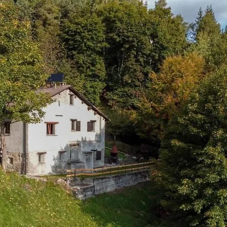 Holiday home The View, Alleinstehendes 45 Zi Maiensass Oberhalb *