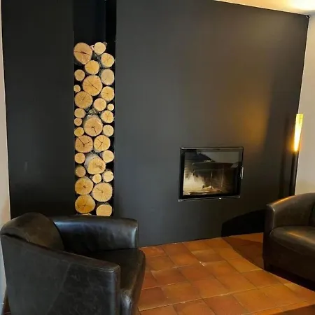 The View, Alleinstehendes 45 Zi Maiensass Oberhalb * Poschiavo