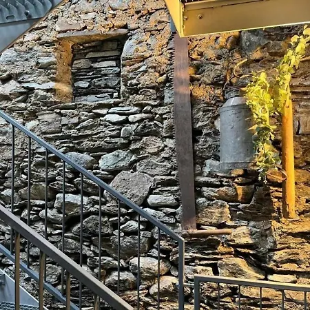 Dom wakacyjny The View, Alleinstehendes 45 Zi Maiensass Oberhalb Poschiavo